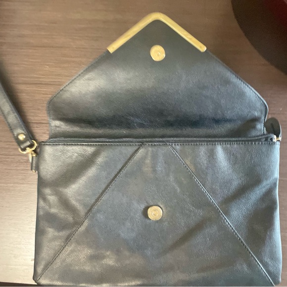 Aldo black envelope style wristlet and clutch - Picture 2 of 3